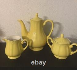 Ensemble café vintage de 1960 de 3 pièces en fer de Federalist Buttercup Yellow #4239 1-8