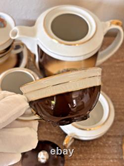 Ensemble complet de café/démitasse vintage Chodziez : théière, crémier, sucre, 6 tasses et sous-tasses.