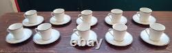 Ensemble de 10 tasses à café en porcelaine Mitterteich Bavière bord doré vintage 052
