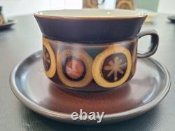 Ensemble de 6 tasses à petit déjeuner et soucoupes en grès vintage Denby Arabesque