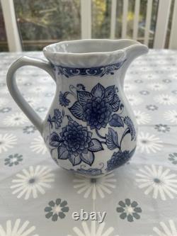 Ensemble de café Adams BLUE BUTTERFLY en grès anglais (Groupe Wedgwood)