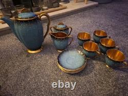 Ensemble de café Carltonware Vintage 14 pièces Bleu Royale à pois. Ensemble inutilisé. État impeccable.