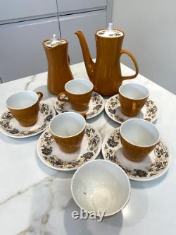 Ensemble de café 'Desert Song'. Années 1960/1970. Poterie vintage de Poole.