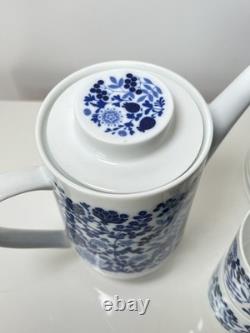 Ensemble de café Melitta vintage en porcelaine blanche et bleue avec fleurs des années 1970