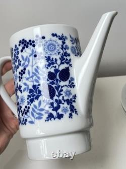 Ensemble de café Melitta vintage en porcelaine blanche et bleue avec fleurs des années 1970