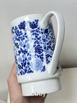 Ensemble de café Melitta vintage en porcelaine blanche et bleue avec fleurs des années 1970