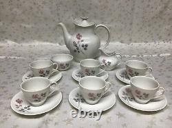 Ensemble de café Royal Doulton Vintage Espresso - Pillar Rose Début des années 1970 - Utilisé deux fois