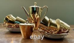 Ensemble de café en porcelaine dorée bavarois 17 pièces vintage rétro années 1940 milieu du siècle Ensemble de café en porcelaine dorée bavarois 17 pièces vintage rétro années 1940 milieu du siècle