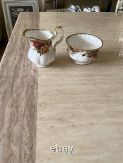 Ensemble de café en porcelaine osseuse de 15 pièces Royal Albert Vintage Old Country Roses