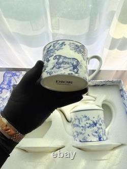 Ensemble de café et thé en porcelaine vintage Christian Dior, Toile de Jouy bleue, 5 pièces