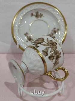 Ensemble de café sur piédestal vintage Pirkenhammer tchèque, embossé. Absolument magnifique.