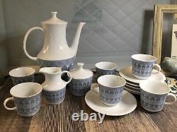 Ensemble de café/thé en faïence JAEGER, Bavière, Allemagne, 17 pièces, style moderne du milieu du siècle.