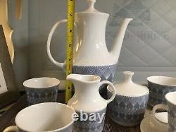 Ensemble de café/thé en faïence JAEGER, Bavière, Allemagne, 17 pièces, style moderne du milieu du siècle.