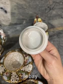 Ensemble de café vintage Capodimonte de 15 pièces fabriqué en Italie avec des accents dorés