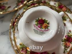 Ensemble de café vintage Royal Albert Old Country Roses 25 pièces en excellent état