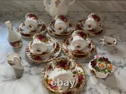 Ensemble de café vintage Royal Albert Old Country Roses 25 pièces en excellent état