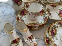Ensemble de café vintage Royal Albert Old Country Roses 25 pièces en parfait état