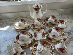 Ensemble de café vintage Royal Albert Old Country Roses 25 pièces en parfait état