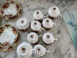 Ensemble de café vintage Royal Albert Old Country Roses 25 pièces en parfait état