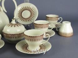 Ensemble de café vintage X10 Porcelaine Bavaria bordure feuilles et or XXe siècle