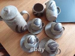 Ensemble de cafetière vintage des années 1970 signé Dennis Lucas HASTINGS POTTERY