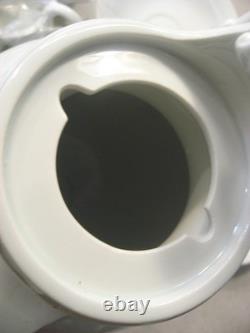 Ensemble de déjeuner/thé/café de 12 tasses Vintage Meissen avec fleurs et col de cygne (moins 1 soucoupe)