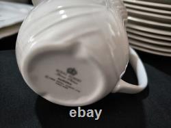 Ensemble de dîner et café Royal Albert Horizon AURORA 1986 très rare pour 6 personnes