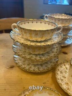 Ensemble de porcelaine Spode en or, porcelaine fine, porcelaine vintage, en parfait état