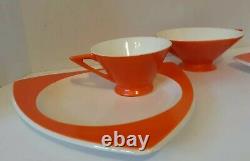 Ensemble de service à café et à thé rétro orange des années 1930-50 de style spatial du milieu du siècle, antique.