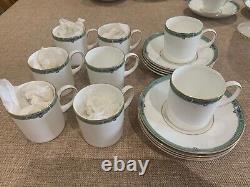Ensemble de tasse à café/espresso et soucoupe en jade Wedgwood, tout neuf, en porcelaine fine vintage
