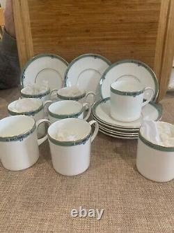Ensemble de tasse à café/espresso et soucoupe en jade Wedgwood, tout neuf, en porcelaine fine vintage