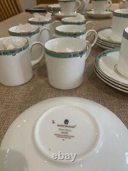 Ensemble de tasse à café/espresso et soucoupe en jade Wedgwood, tout neuf, en porcelaine fine vintage