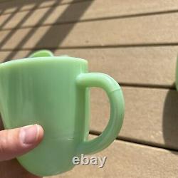 Ensemble de tasses à café en jadéite vintage à la maison de 5 avec sucrier et crémier internationaux