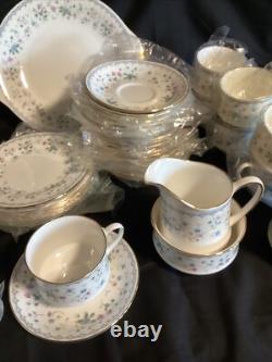 Ensemble de thé / café PARAGON FLORABELLE vintage de 46 pièces neuf