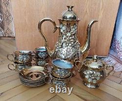 Ensemble de thé/café en porcelaine soviétique vintage Rose dorée URSS 13 pièces
