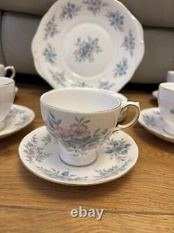Ensemble de thé, café et gâteau en porcelaine vintage Colclough 'Coppelia' rare