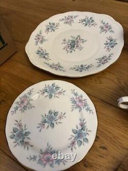 Ensemble de thé, café et gâteau en porcelaine vintage Colclough 'Coppelia' rare