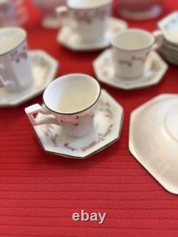 Ensemble de thé et café anglais Johnson Brothers vintage. (1980-90)