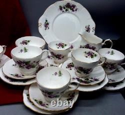 Ensemble de thé et café en porcelaine anglaise vintage Duchess avec violettes - tasses et soucoupes