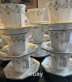 Ensemble de thé et café vintage Eternal Beau avec support à gâteaux, 14 tasses et soucoupes