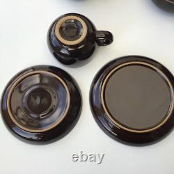 Ensemble de thé et café vintage en chocolat brun Denby Gourmet, comprenant lait et sucre, style café rétro.