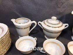 Ensemble de thé ou de café en porcelaine de Limoges vintage avec accents dorés