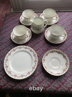 Ensemble de thé vintage Aynsley délicat 4 tasses et soucoupes plus ensemble de 4 tasses à café - 27 pièces