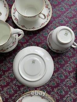 Ensemble de thé vintage Aynsley délicat 4 tasses et soucoupes plus ensemble de 4 tasses à café - 27 pièces