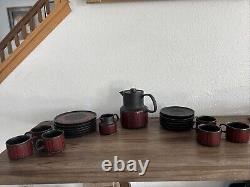 Ensemble en céramique Melitta rouge / noir de 21 pièces fabriqué en Allemagne BEAU