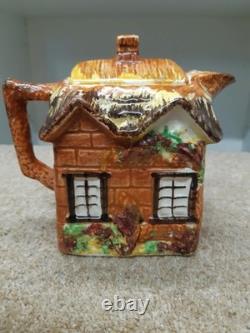 Ensemble uniquement Vintage Price Bros. Ye Olde Cottage Ware. Très bon état. 1945/46