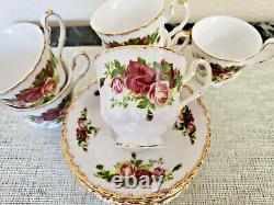 Ensemble vintage de 6 tasses à café et soucoupes en porcelaine fine d'Angleterre avec des motifs de roses