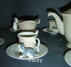 Exceptionnel Vintage 14 Pièces À La Retraite Lladro Set Café Thème Chiens Puppy Rare