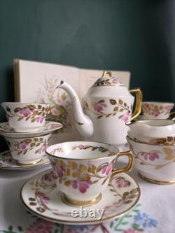 H&M Sutherland Service à thé et café en porcelaine fine vintage couleur os, rose rose et dorure, duo, théière rose<br/>	