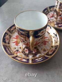 Pièce de cabinet vintage Couronne Derby Imari Tasses à café et soucoupes Menthe